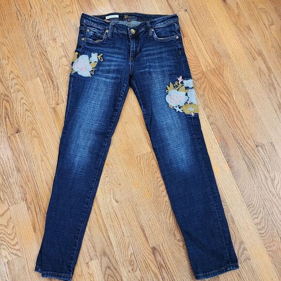 Kut from the Kloth Floral Embroidered Catherine Boyfriend Jeans Mid Rise Size 2 - Picture 3 of 12